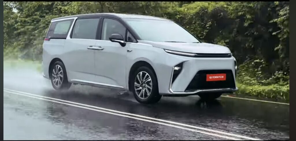 MG M9 EV. जुलाई 2025 में लॉन्च होने वाली टॉप 5 इलेक्ट्रिक कारें 