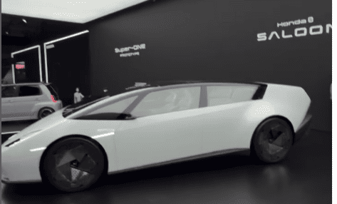 Honda 0 Saloon – ये एक एयरोडायनामिक और स्टाइलिस इलेक्ट्रिक सेडान है जिसमें 15 मिनट में 80% तक चार्जिंग की क्षमता है EV Future 2027